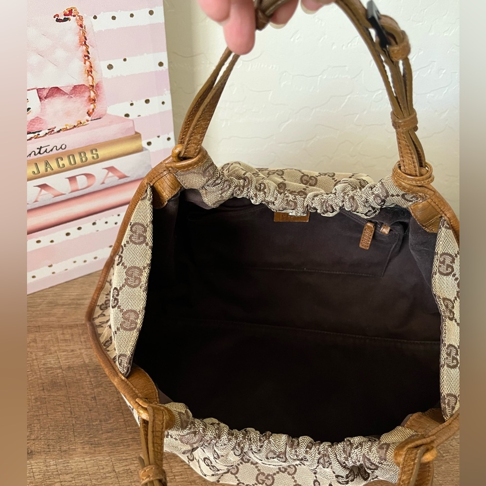 Gucci Handbag Hobo Style - Picture 8 of 13